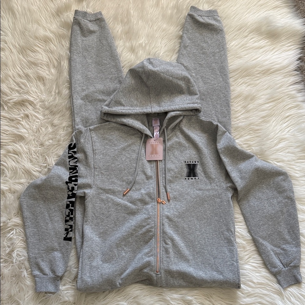 NWT!!Savage X Fenty Showgirl Graphic Hooded Onesie Size S - Picture 2 of 12